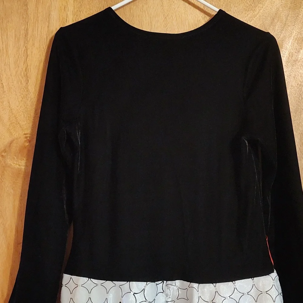 Bonnie Jean white sleeves round